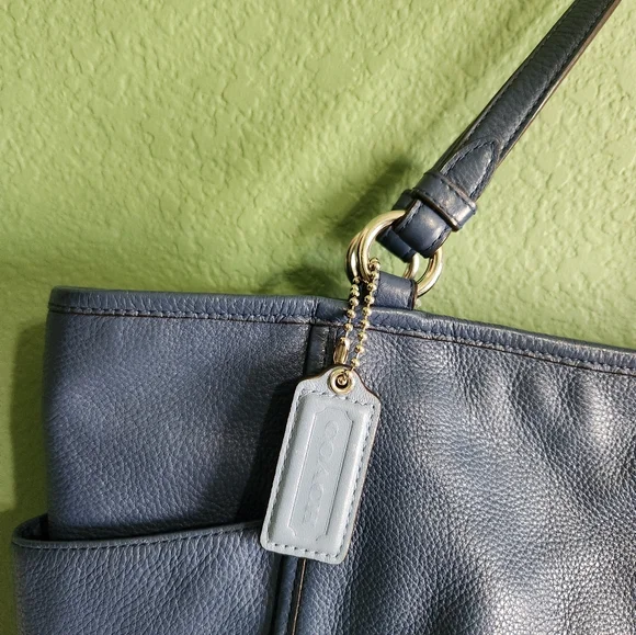 Coach Park Carrie Blue Leather Shoulderbag - Picture 4 of 15